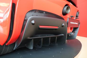 Ferrari SF90 Stradale — photo 16
