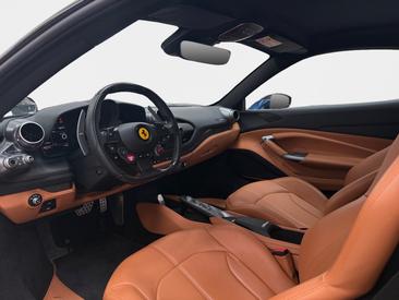 Ferrari F8 Tributo — photo 5
