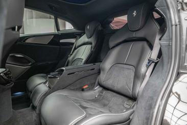 Ferrari Purosangue — photo 29