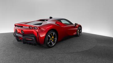Ferrari SF90 Stradale — photo 3