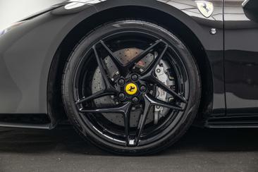 Ferrari F8 Tributo — photo 16