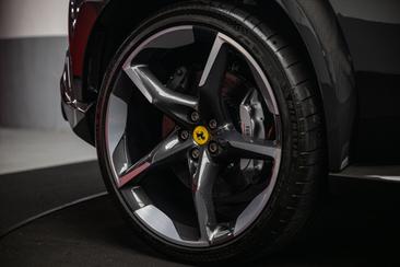 Ferrari Purosangue — photo 37