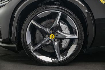 Ferrari Purosangue — photo 38