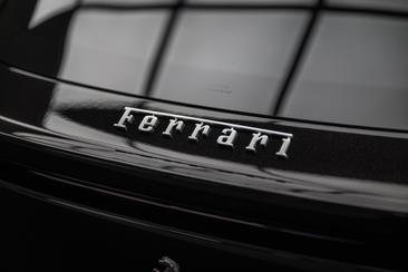 Ferrari Purosangue — photo 42
