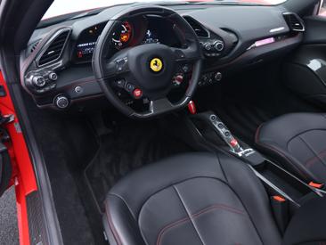 Ferrari 488 GTB — photo 5
