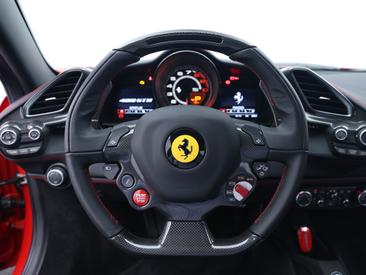 Ferrari 488 GTB — photo 9