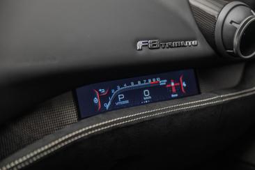 Ferrari F8 Tributo — photo 43