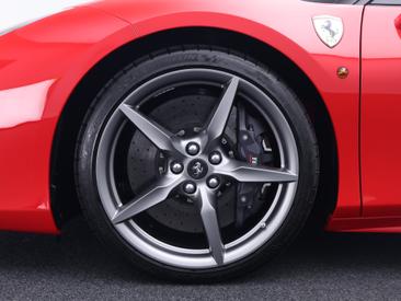Ferrari 488 GTB — photo 28