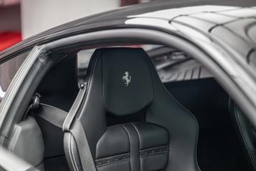 Ferrari F8 Tributo — photo 48