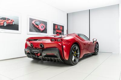 Ferrari SF90 Spider
