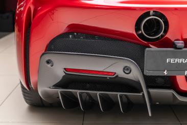 Ferrari SF90 Spider — photo 10