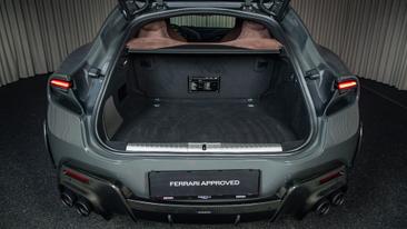 Ferrari Purosangue — photo 34