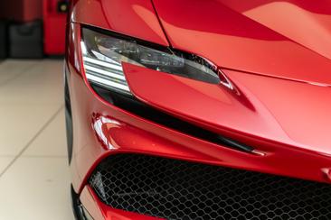 Ferrari SF90 Spider — photo 35