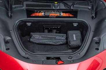 Ferrari SF90 Spider — photo 39