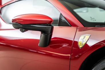Ferrari SF90 Spider — photo 50