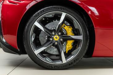 Ferrari SF90 Spider — photo 52