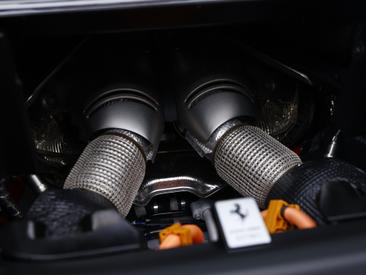 Ferrari 296 GTS — photo 9
