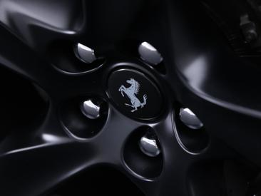 Ferrari Purosangue — photo 24