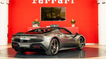 Ferrari 296 GTS — photo 3
