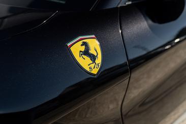 Ferrari F12 Berlinetta — photo 21