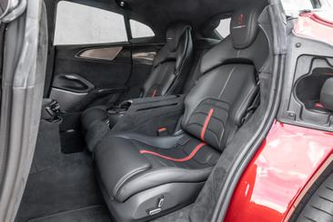 Ferrari Purosangue — photo 8
