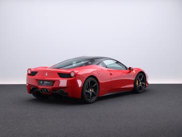 Ferrari 458 Italia — photo 3