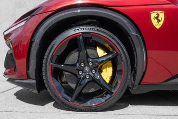 Ferrari Purosangue — photo 13