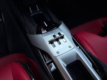 Ferrari 12 Cilindri — photo 10