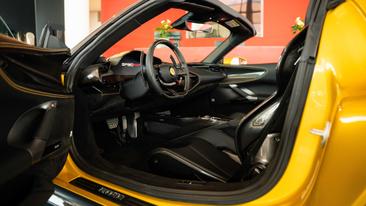 Ferrari SF90 Spider — photo 5