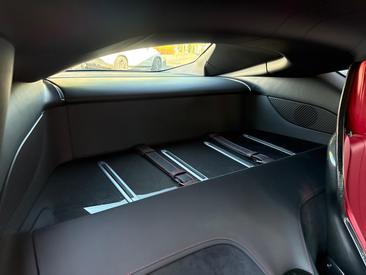 Ferrari 12 Cilindri — photo 15