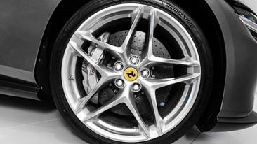 Ferrari Roma Spider — photo 35