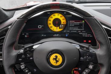 Ferrari Purosangue — photo 19