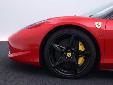 Ferrari 458 Italia — photo 14