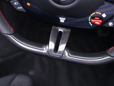 Ferrari SF90 Spider — photo 9