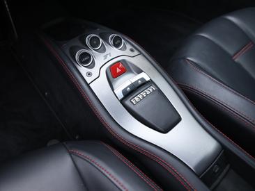 Ferrari 458 Italia — photo 21