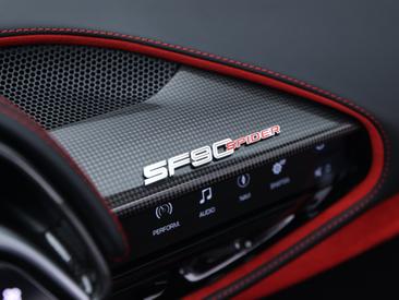 Ferrari SF90 Spider — photo 13