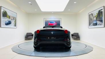 Ferrari California — photo 4