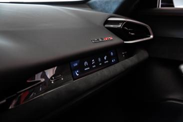 Ferrari 296 GTS — photo 12