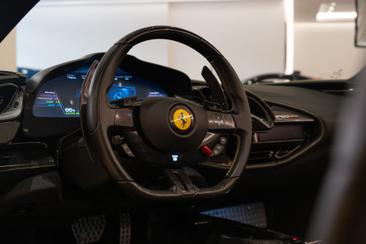 Ferrari SF90 Spider — photo 5