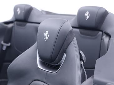 Ferrari Roma Spider — photo 26