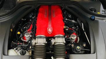 Ferrari California — photo 9