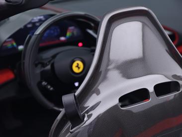 Ferrari SF90 Spider — photo 29