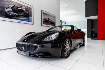 Ferrari California — photo 32