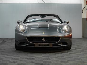 Ferrari California — photo 2