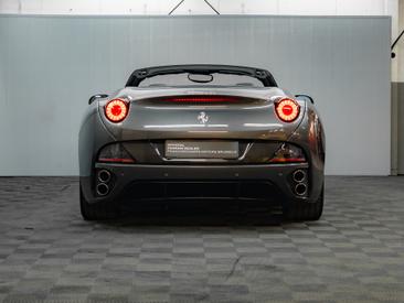 Ferrari California — photo 4