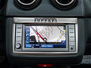 Ferrari California — photo 10