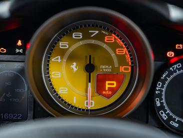 Ferrari California — photo 14