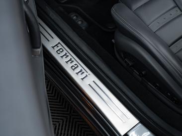 Ferrari California — photo 23