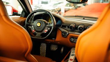 Ferrari F12 Berlinetta — photo 8