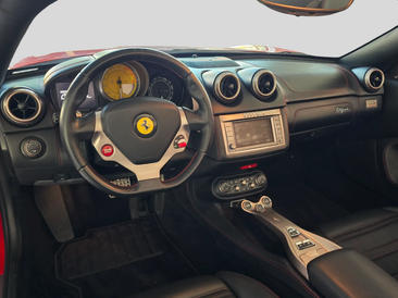 Ferrari California — photo 5